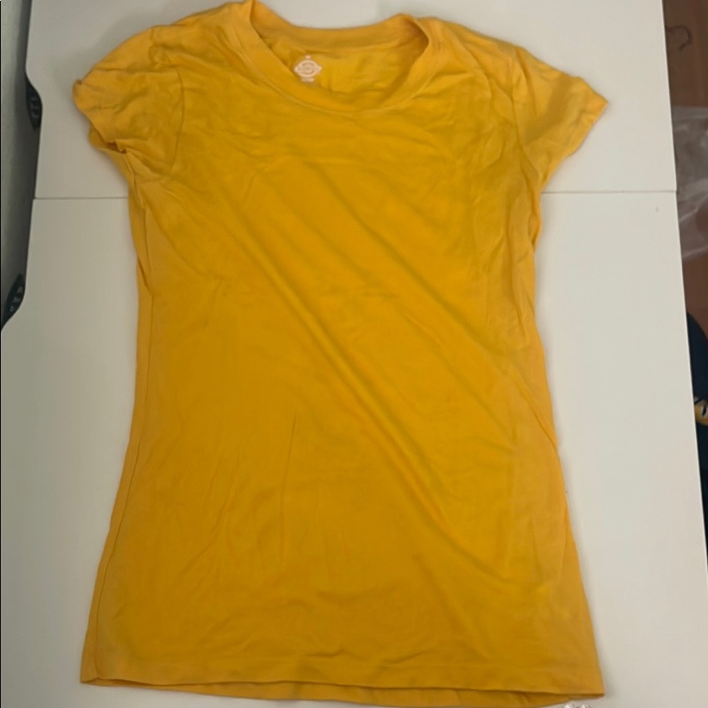 Dickies Gold Fitted Short Sleeve T-Shirt